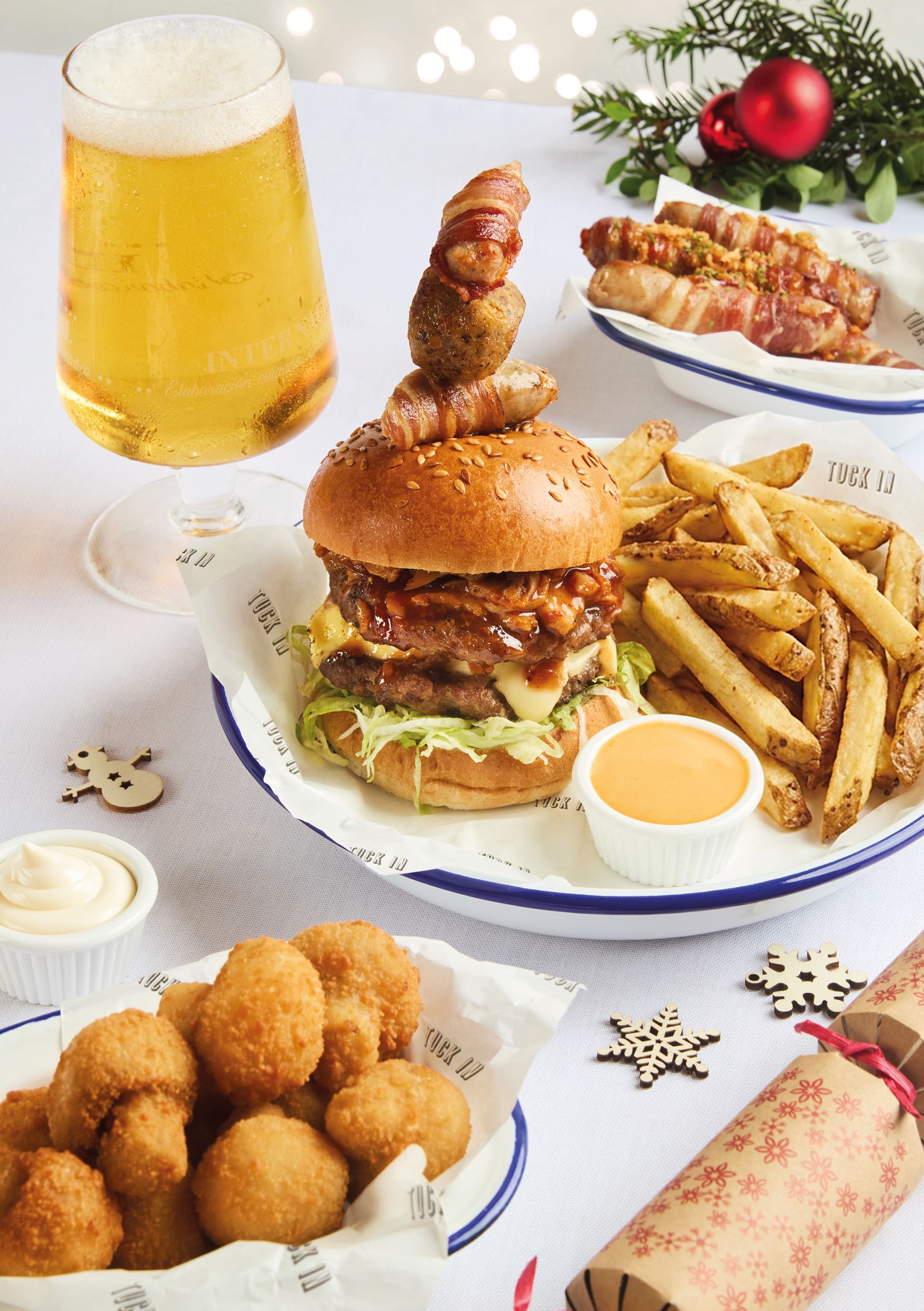 Festive Lunch & Dinner at The Weaver's Whistle Northwich in Northwich